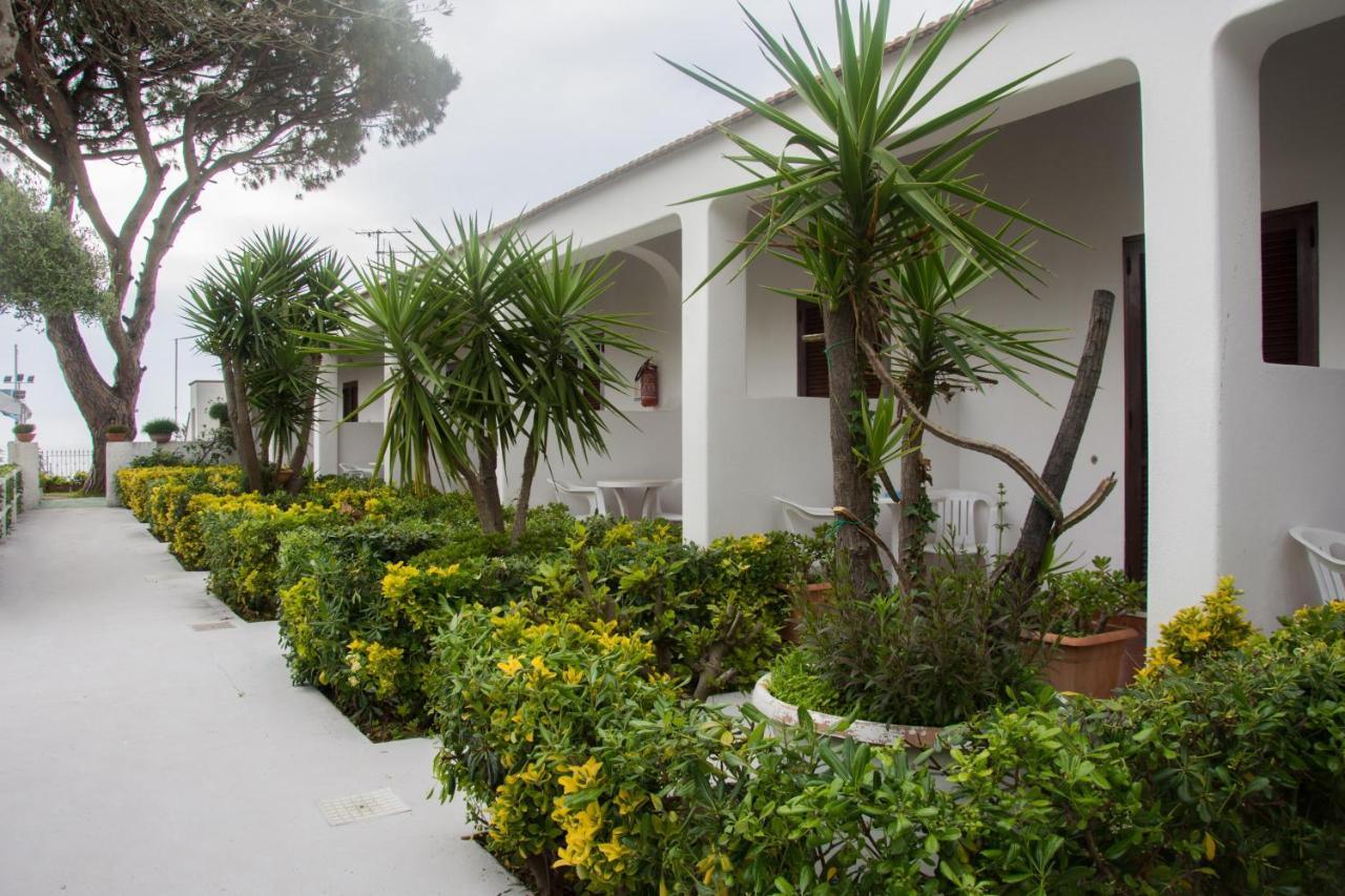 Hotel Villa Mena Forio  Exterior photo